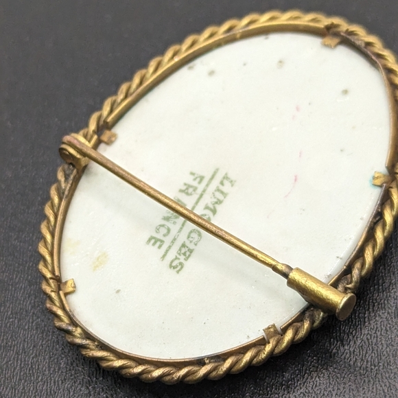 Limoges France Vintage Oval Porcelain Rose Flower Brooch Pin Trombone Clasp - Picture 7 of 9